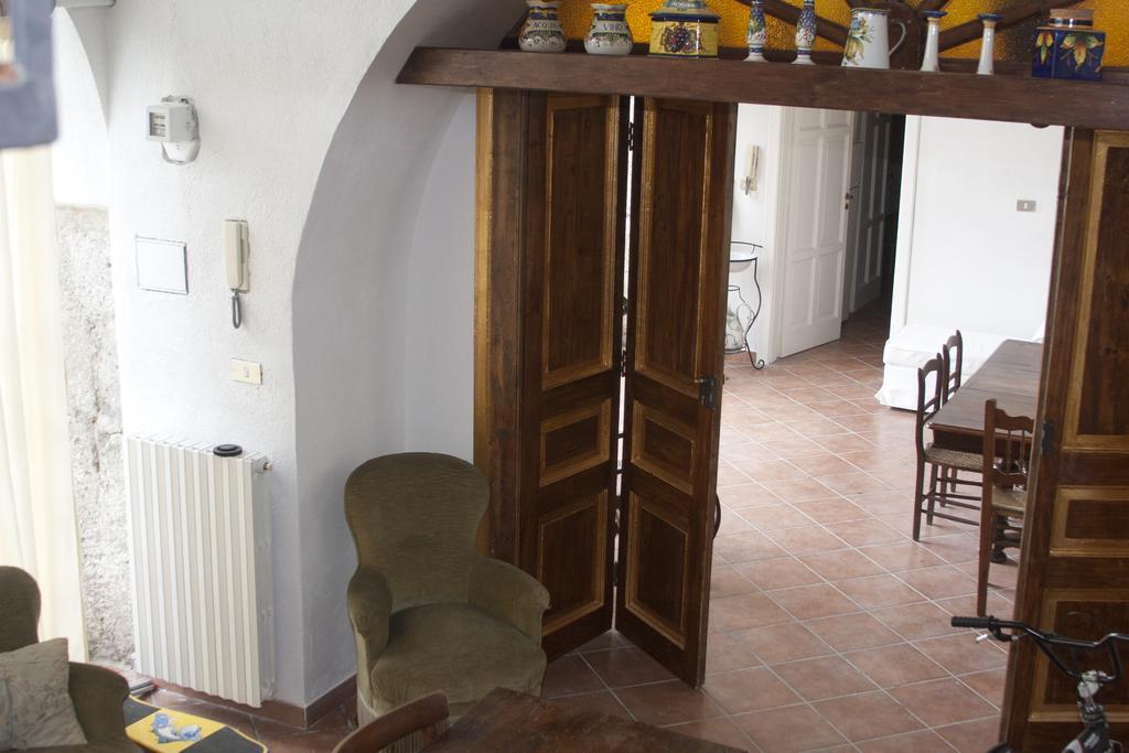 Palazzo D'Orsi Βίλα Calvanico Δωμάτιο φωτογραφία