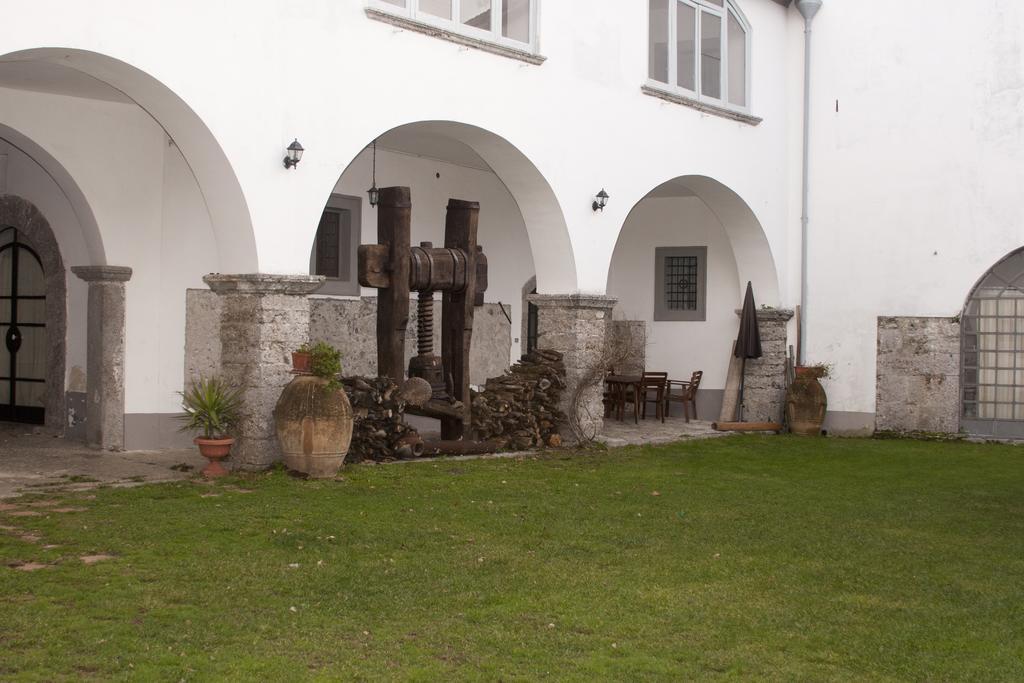 Palazzo D'Orsi Βίλα Calvanico Δωμάτιο φωτογραφία